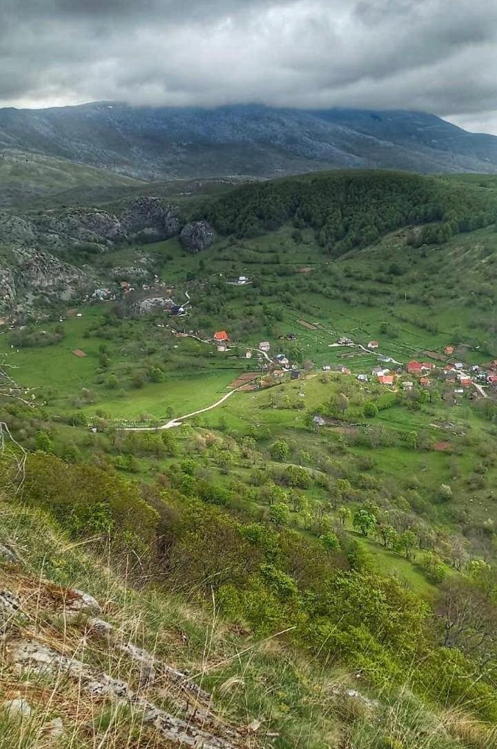 شقة Konak Umoljani المظهر الخارجي الصورة